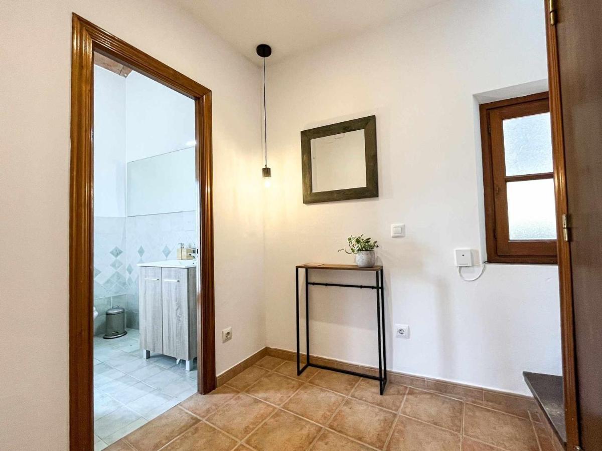 Romantic Duplex With Terrace And Great Views Girona Dış mekan fotoğraf