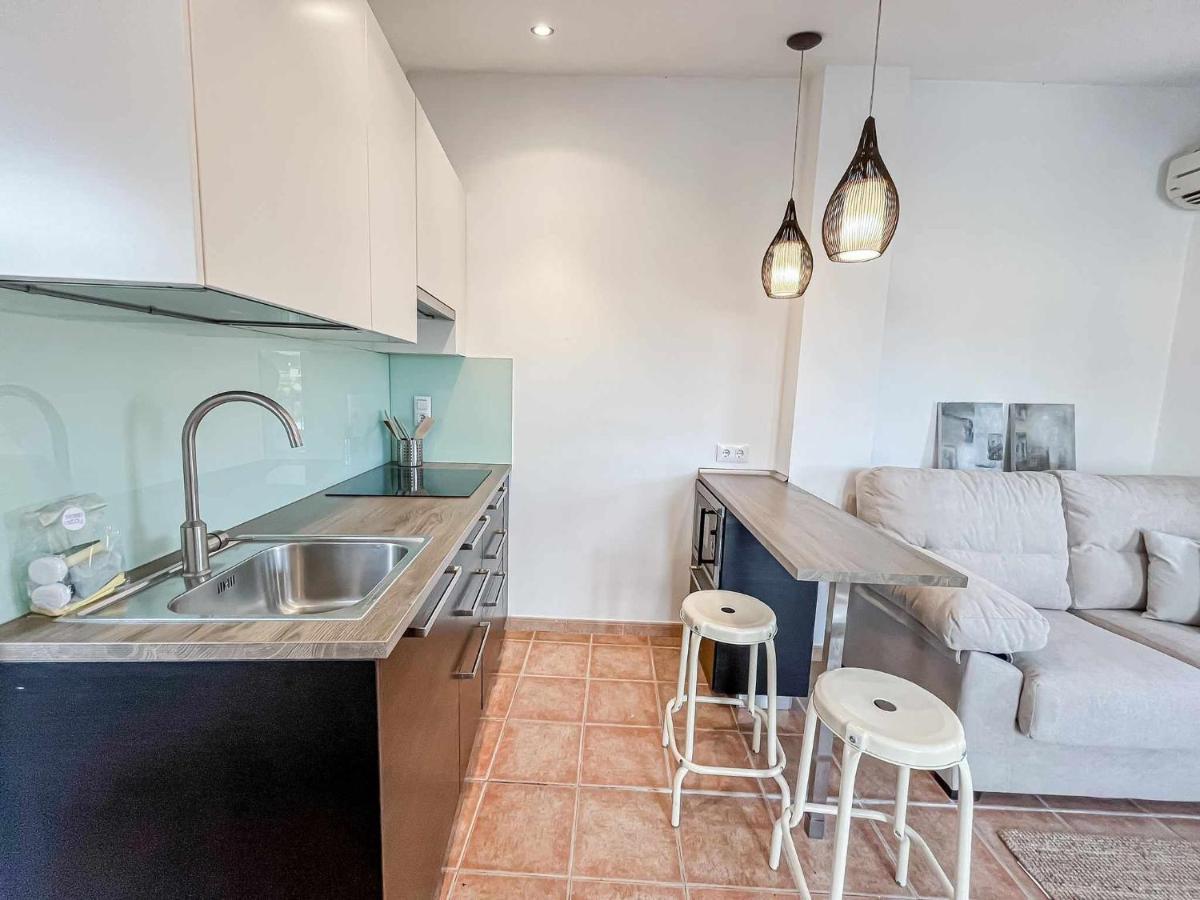 Romantic Duplex With Terrace And Great Views Girona Dış mekan fotoğraf