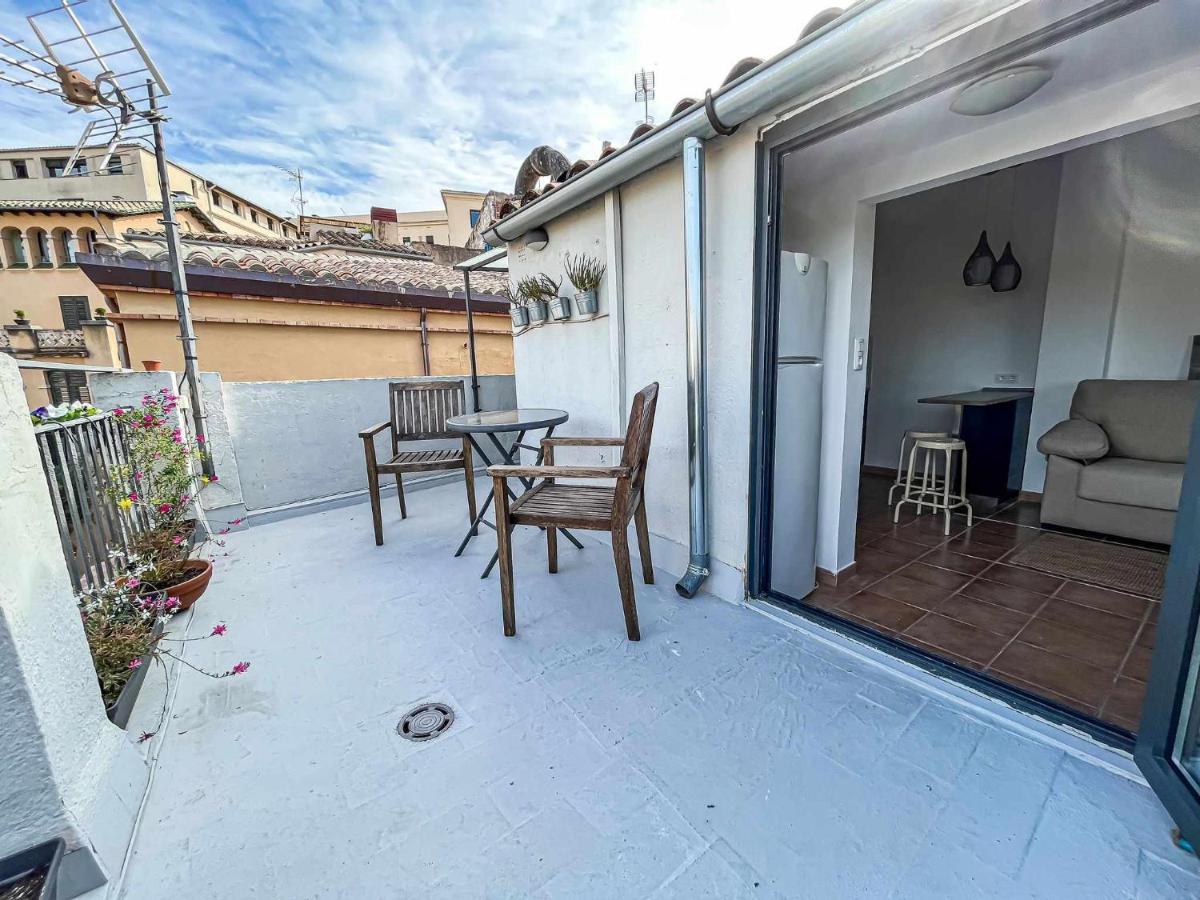 Romantic Duplex With Terrace And Great Views Girona Dış mekan fotoğraf